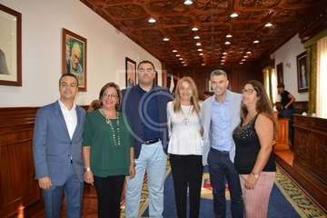 Héctor León toma posesión como concejal en Telde (Foto TA y Daniel Amador)